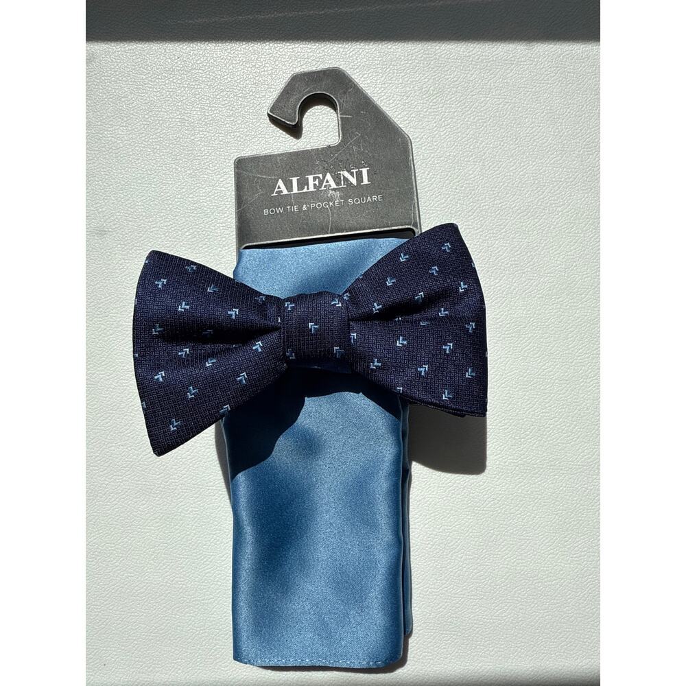 Alfani NWT Bow Tie & Pocket Square Navy Blue Light Blue - Picture 1 of 5